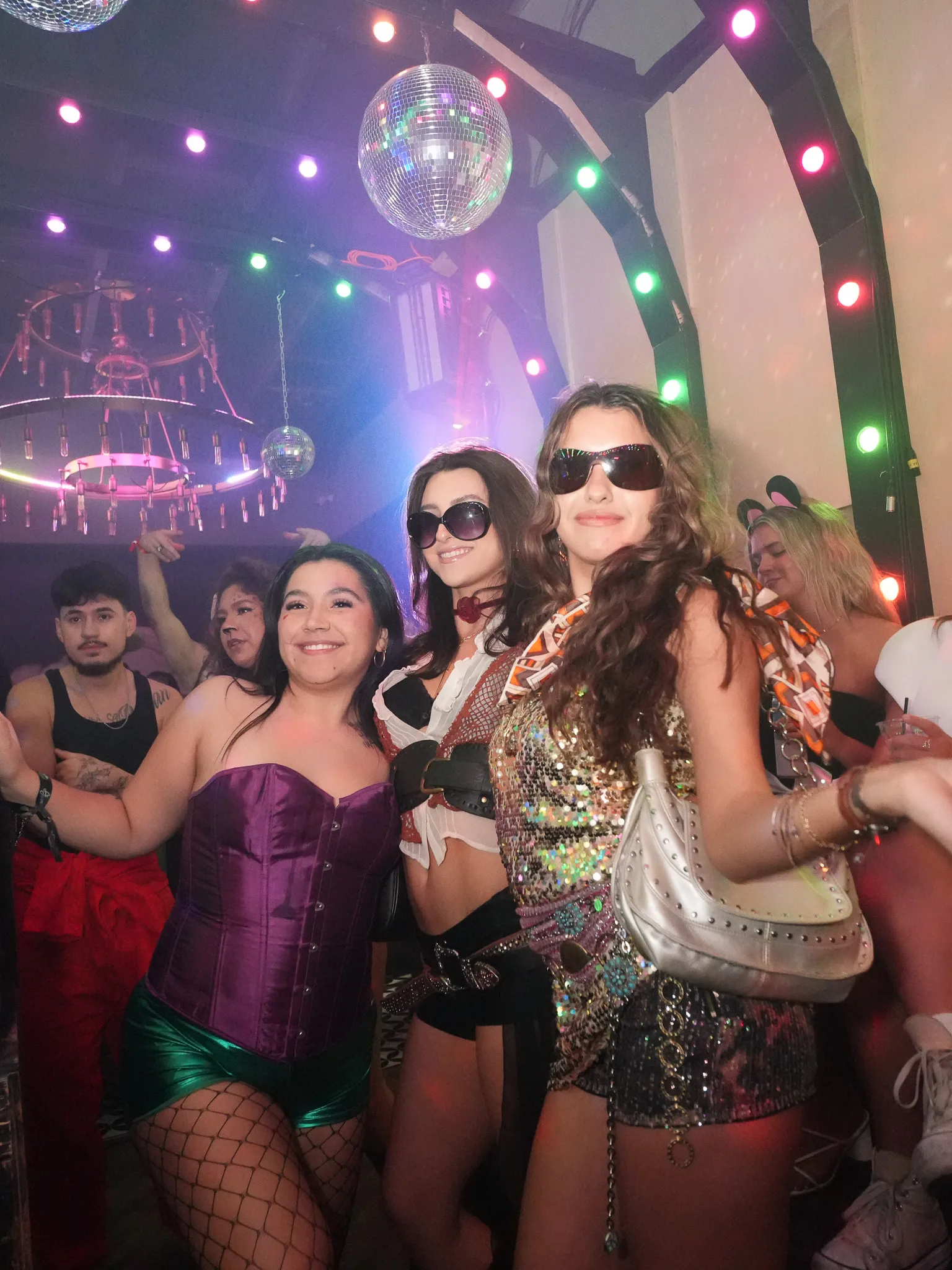 Nightlife, photo 6